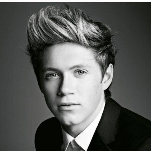 Amo 1d, tenho uma página no facebook : https://t.co/0UgKlIr1RG ~  Curte !
