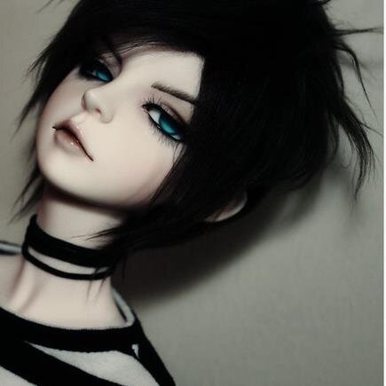 I'm fake..I never was real, to be honest I'm ok with being the way I am..but, I get lonely from time to time|| #Shy  #Fake RP1:Taken RP2:Single age:17||