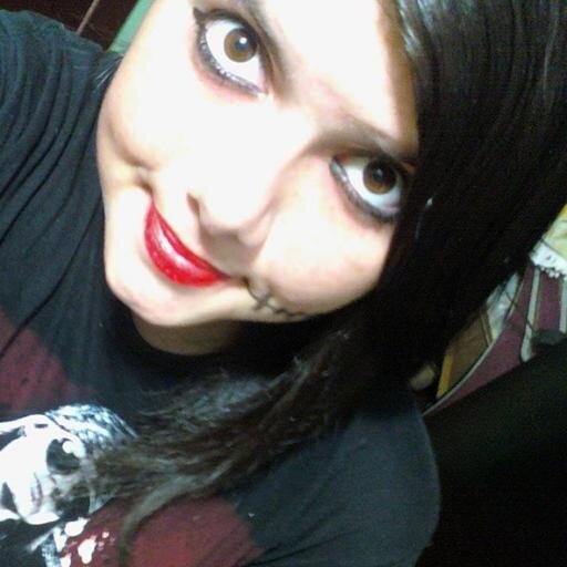 vitoria_potter1's profile picture. Wonderland.. Welcome to Reality so rockeira amo terror so otome maggot amo guns e beatles e paramore :33 minha frase:Aye sir!(fairy tail-happy)