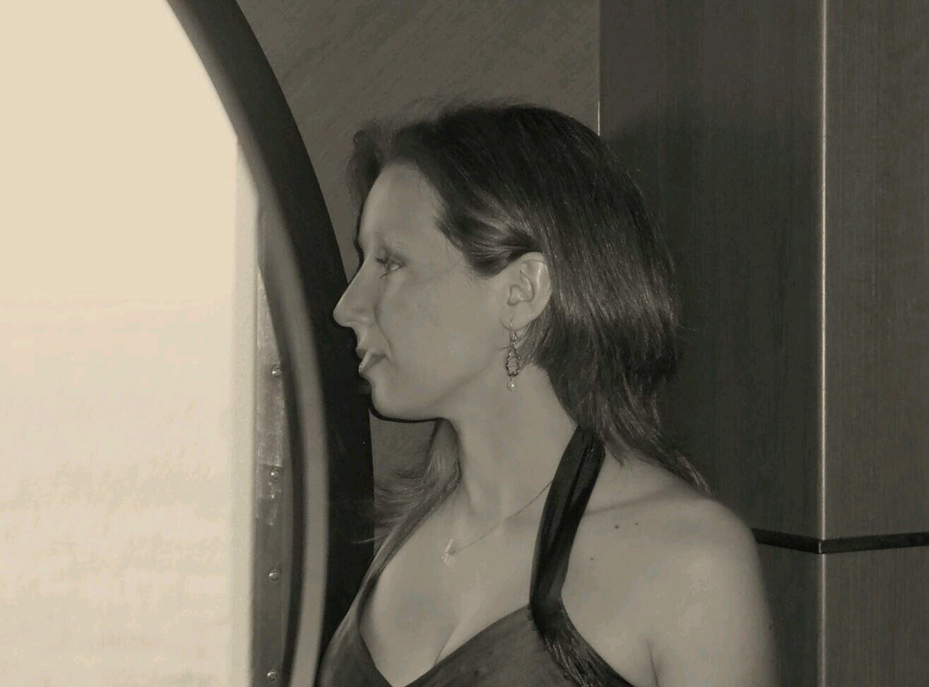 molecular genetics researcher, bellydancer, gymnast and a fan of the human history