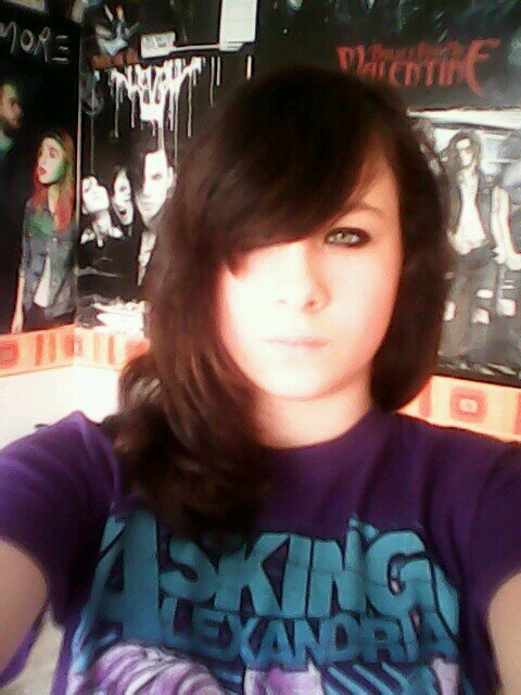Hey..I'm Leah. I listen to heavy metal/death core. My favourite band is Asking Alexandria but love also love Bring Me The Horizon.