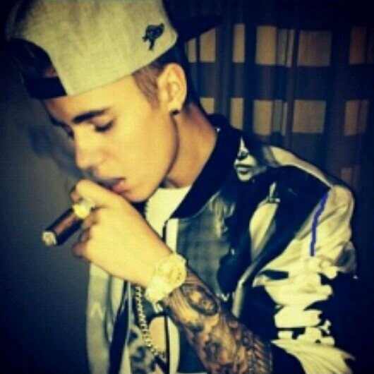 belieber for life never going to stop supporting Justin he will always be there for us and we will always be there for him #belieberfamily (FollowMeIFollowBack)