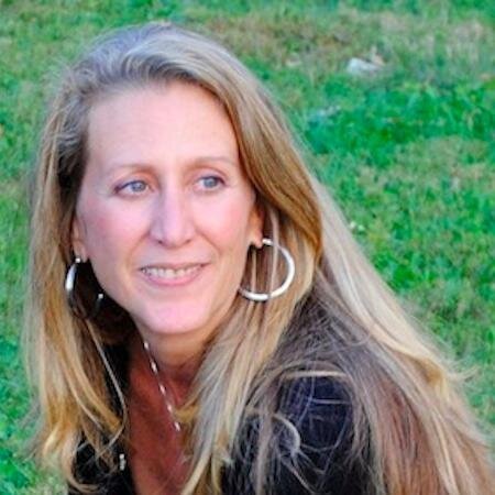 LisaSilver7979's profile picture. Freelance writer, blogger and photographer wanna-be...absolute dog lover, definite free spirit, hopelessly in love, endlessly searching for truths!