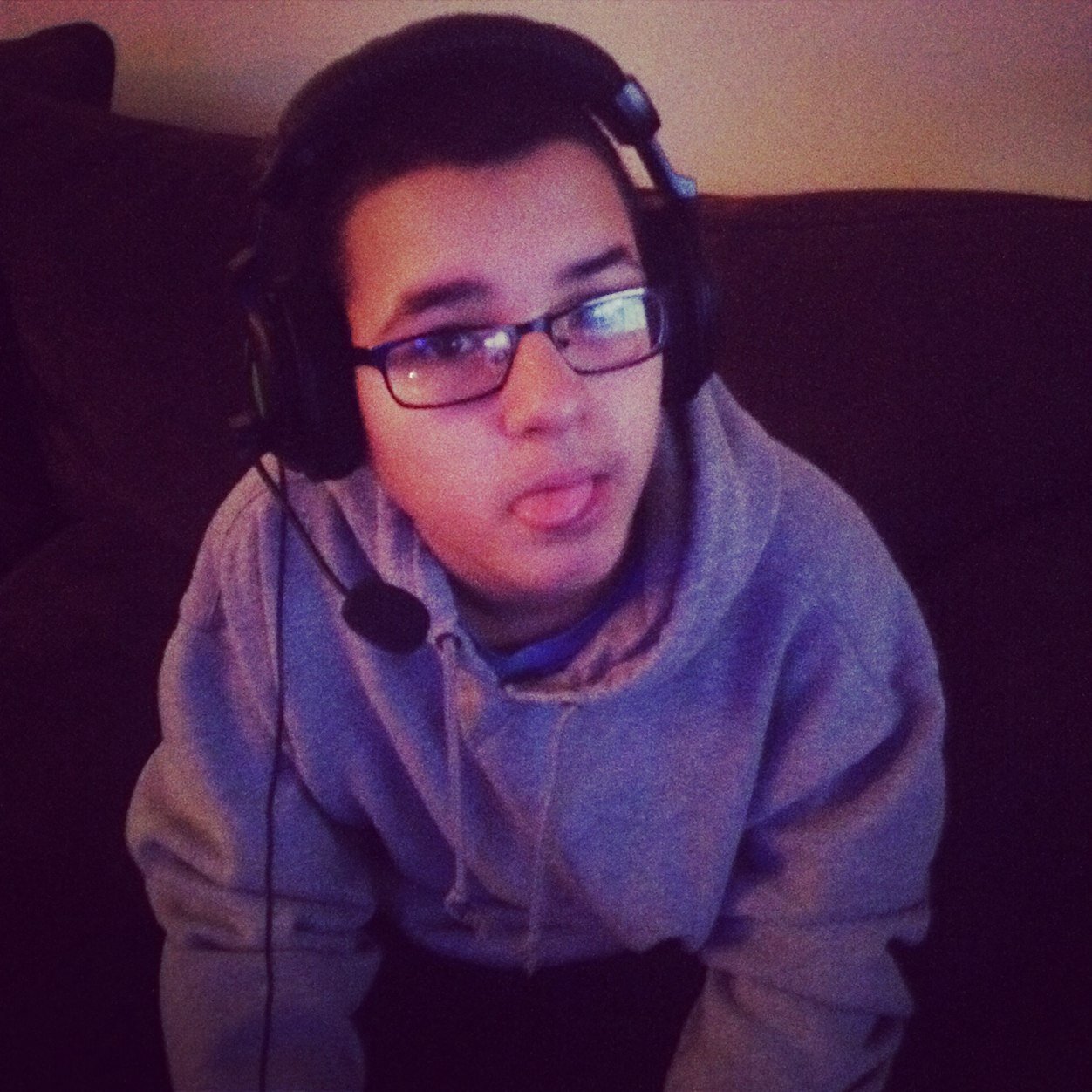 Starting a youtube gaming series and hoping to make it big also some support would help