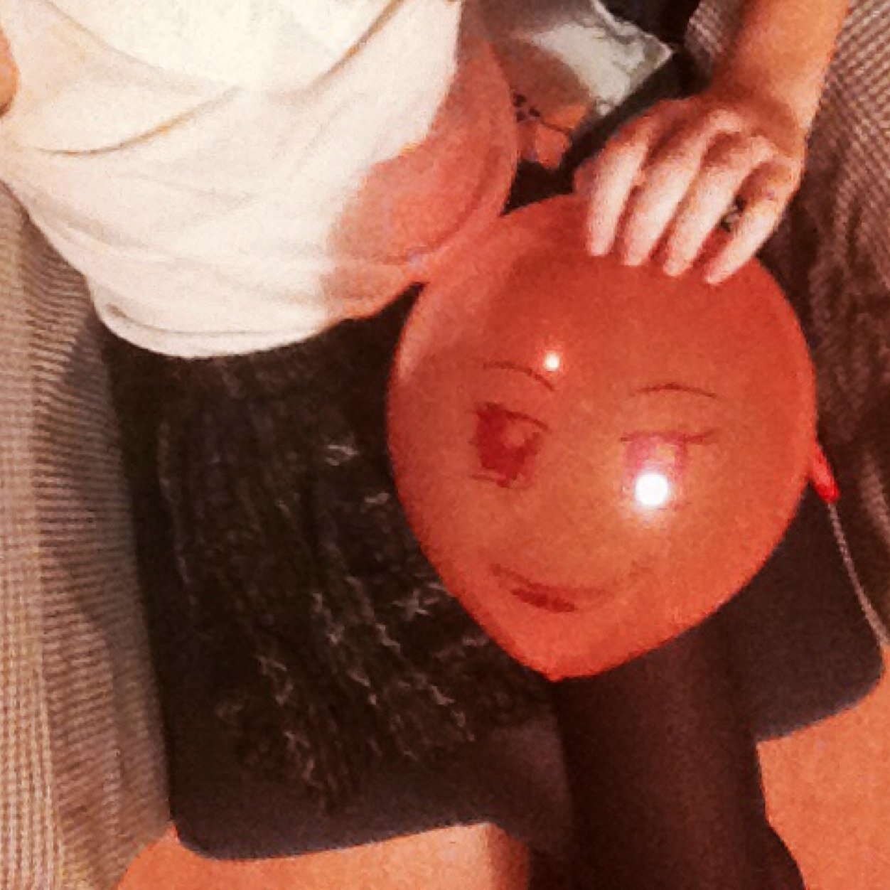 12. Todo lo que necesitas es Musica
Lectora. Rara. Humana.
Lets run away and never look back