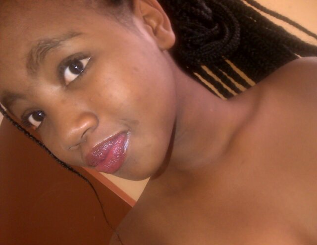 ♥lovely...♥fun♥...♥honest...♥Trendiest♥...SPECIAL♥...♡ThapeloMoseou♡...