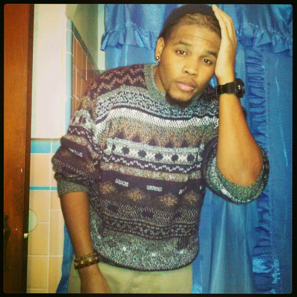 check out the clothing line Lovelifeswagger/#dancer/#designer/#INSTAGRAM:magnumlife1