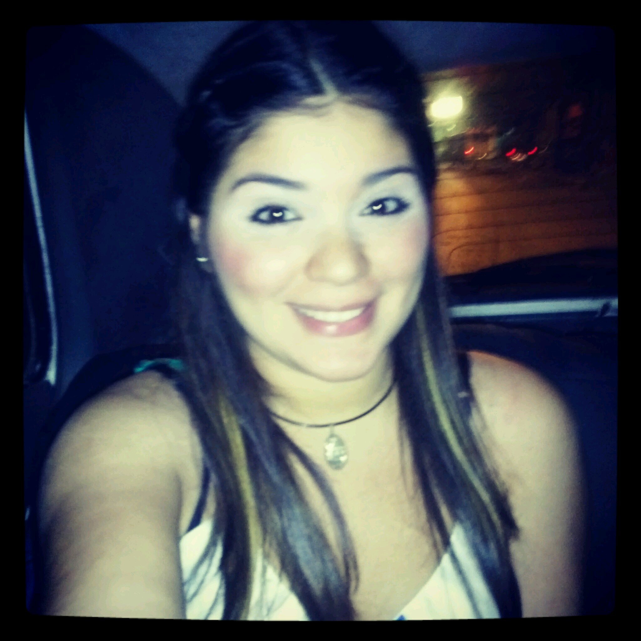 Cuasi Ing Industrial. Amante de la música♥ creo en el fin de esta dictadura. Paz, amor y bendiciones¤