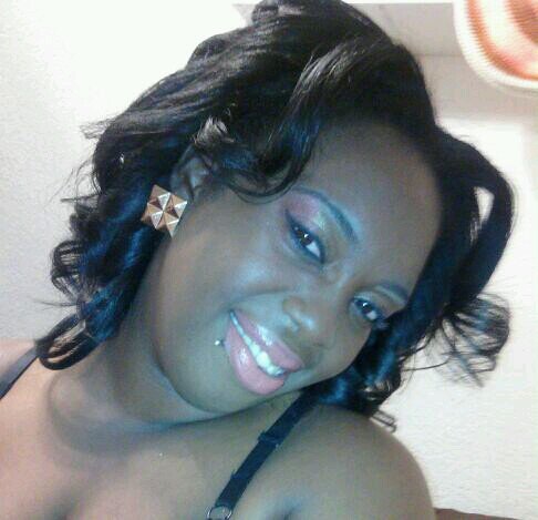 bad3_4dolly's profile picture. on my worst behavior