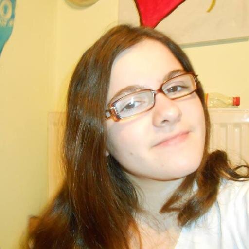 I'm 16. I'm crazy and friendly. I like Pizza and i like my friends.