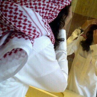 talal30lool's profile picture. من احب،شجرة احب اغصانها