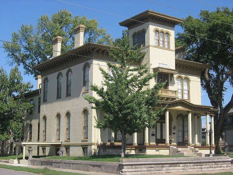 The Pepin Mansion is a newly remodeled 1851 Tuscan style Italian Mansion on Mansion Row in New Albany. Great for any event! Weddings, rehearsals, retreats