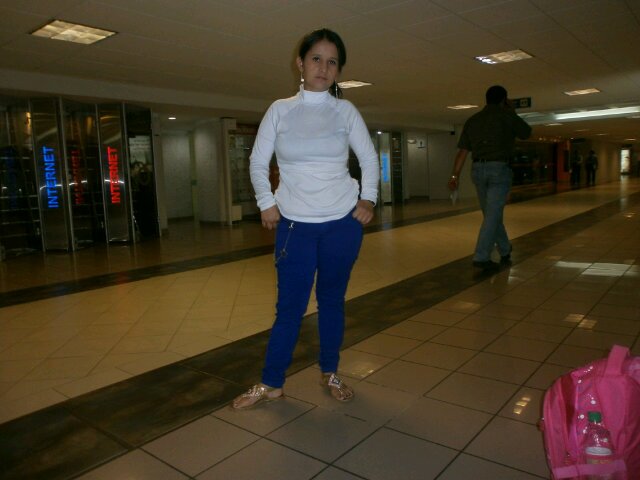 Manuela*...*maximiliano los amo con to mi corazón*--*
