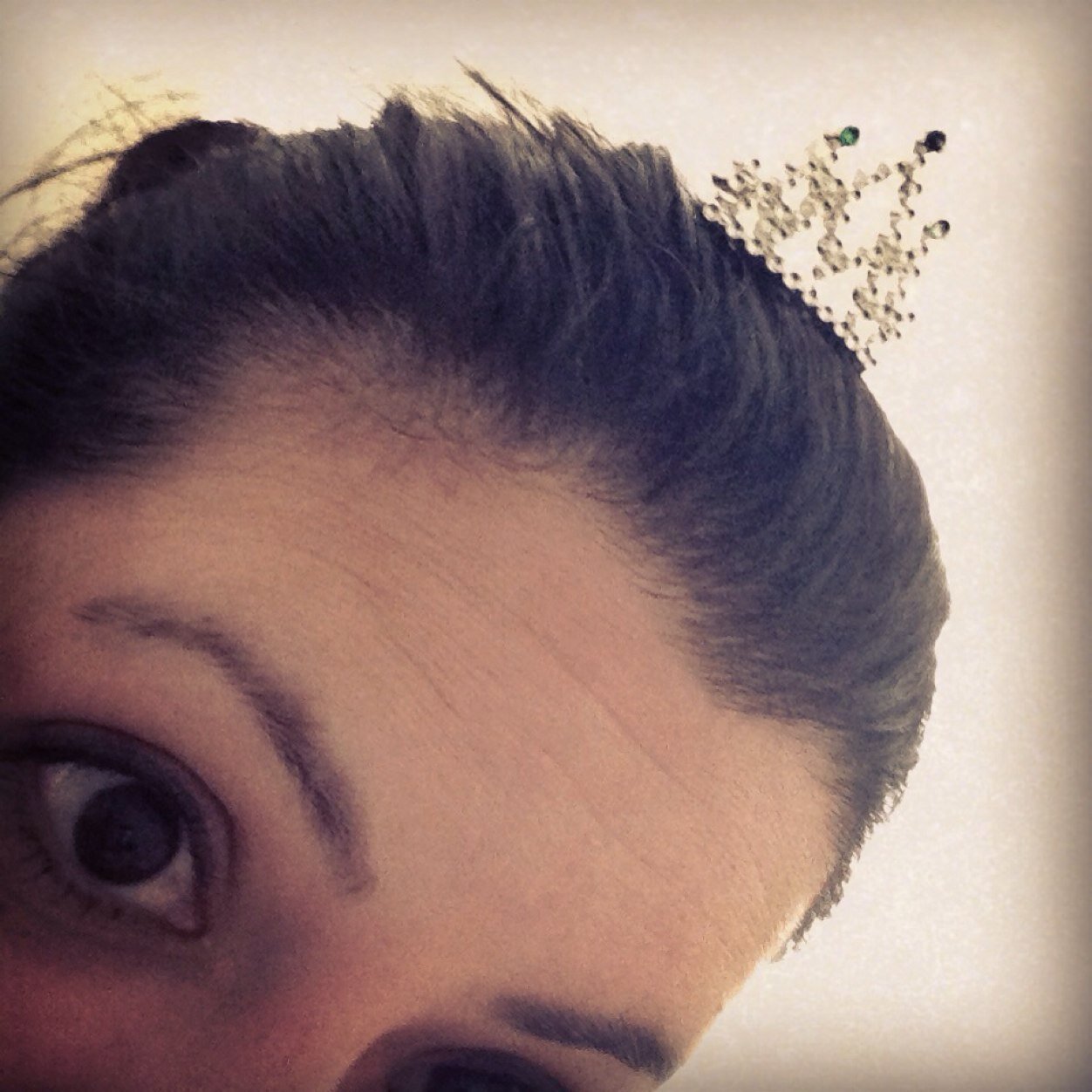 riazada's profile picture. 