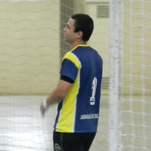 Goleiro de futsal.