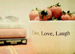 TriWindusari's profile picture. 