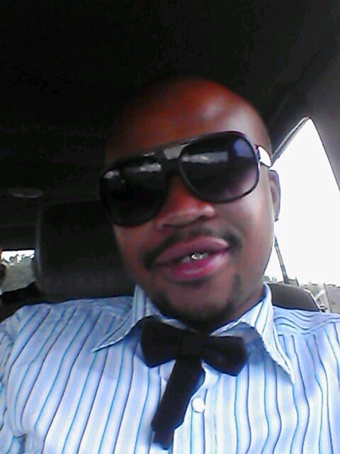 TMatseba's profile picture. looking 4 love