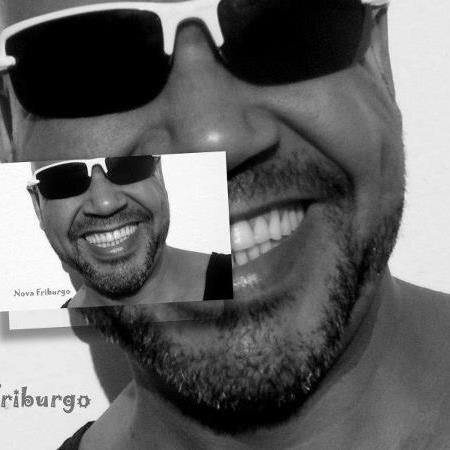 Na minha VIDA não faço PROJETO porque nasci POETA e não ARQUITETO