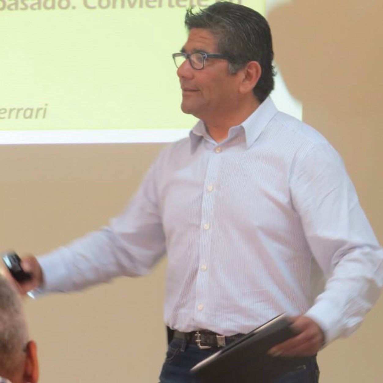 Su misericordia es de generación en generación a los que Le temen.
 Lucas 1:50
