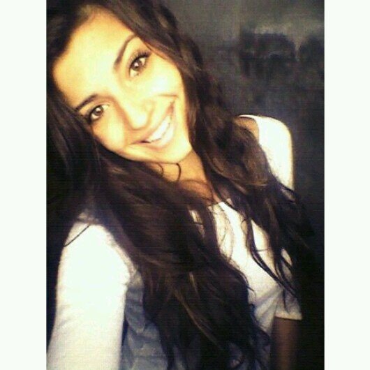 ¡Exploradora. amante de lo prohibido. niñita sonriente! ; Soy una princesita' - 17 primaveras