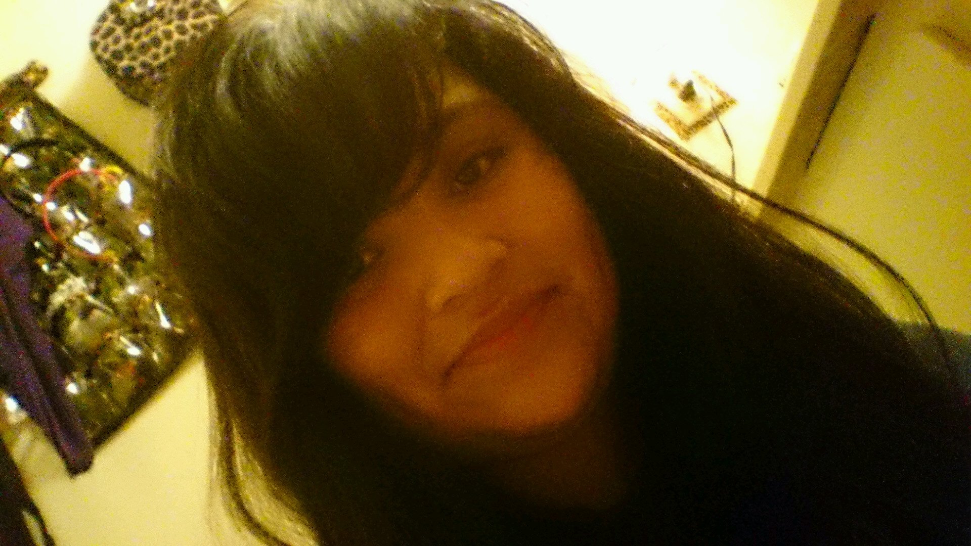 LOVE Ariana Grande nd her Music!!