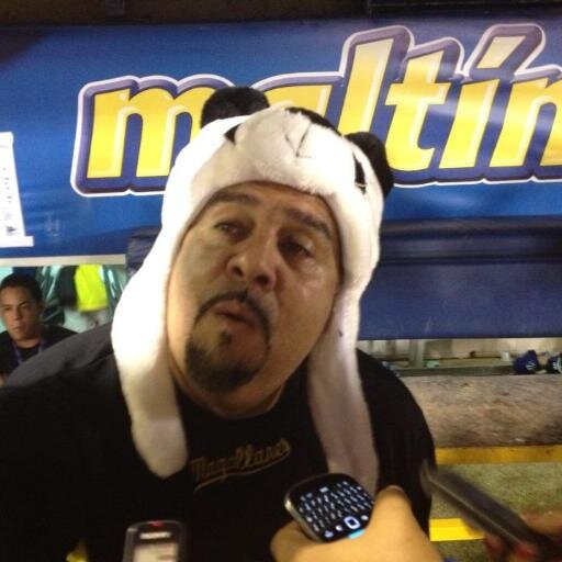 Unico manager de Venezuela en WBC. El hombre de los 5 anillos MLB y 5 titulos de bateo LVBP. Gané campeonato y medio como manager de Magallanes. Parodia