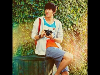 ComLamosh's profile picture. 