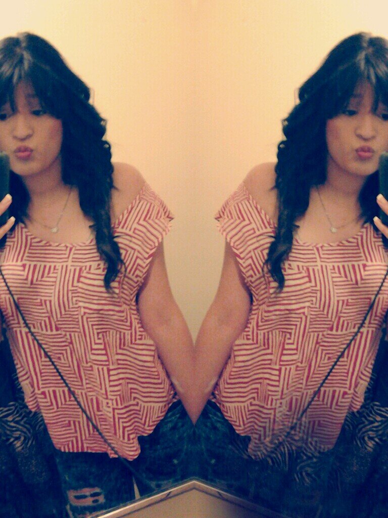 Yes im single & beautiful &living life withh no regrets ♥ city of Whitter (: