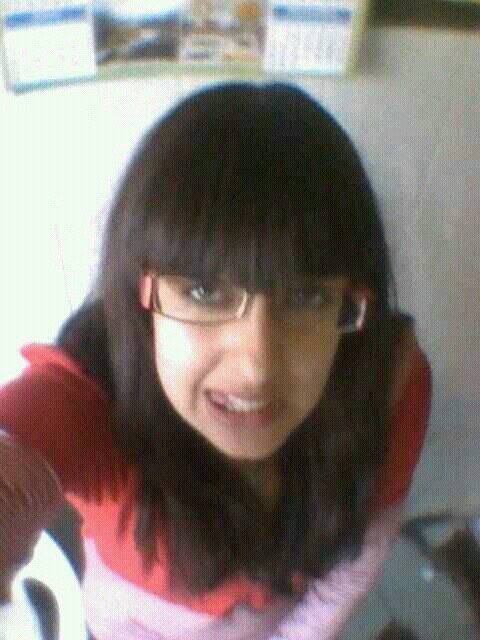 maria_yunii15's profile picture. Entregas tu corazón a alguien y recibes una puñalada a cambio