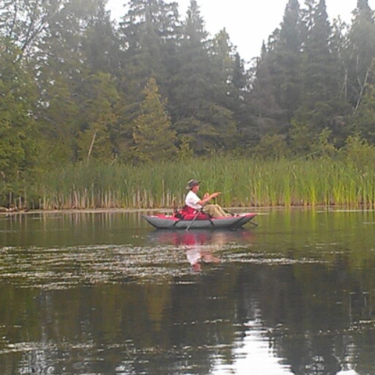 Socially awkward introvert, in need of #FlyFishing therapy. Husband and Father of 2. Vicariously fishing through other people.