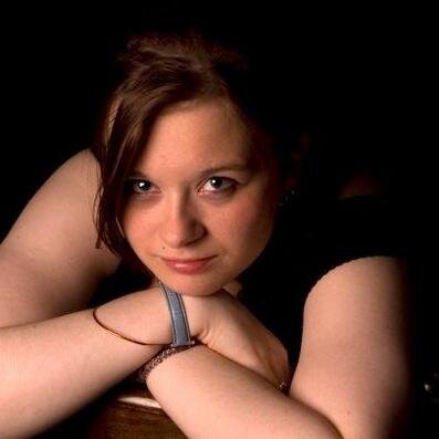 tashataylor92's profile picture. I love to read a varity from twilight, fallen and immortal instruments. i love to watch old classic british sicoms and drama and the mile long series i love