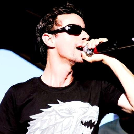 Vocalista / Compositor - Banda KARMAS & DNA.
https://t.co/Bc52d4XU0J