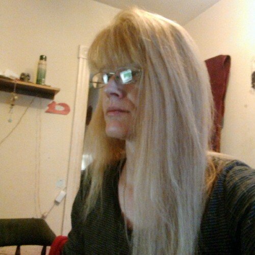 HeatherHP's profile picture. 