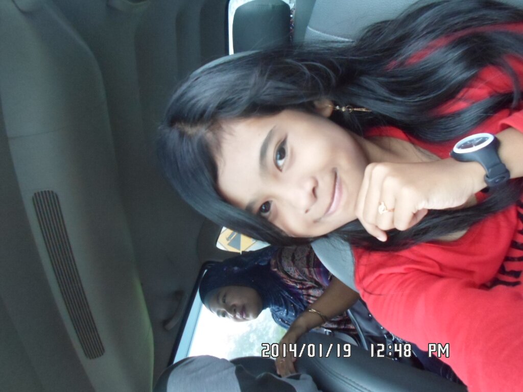 Ngangak fam'z= Tiwi,Ninis,Yeni,Wiwit