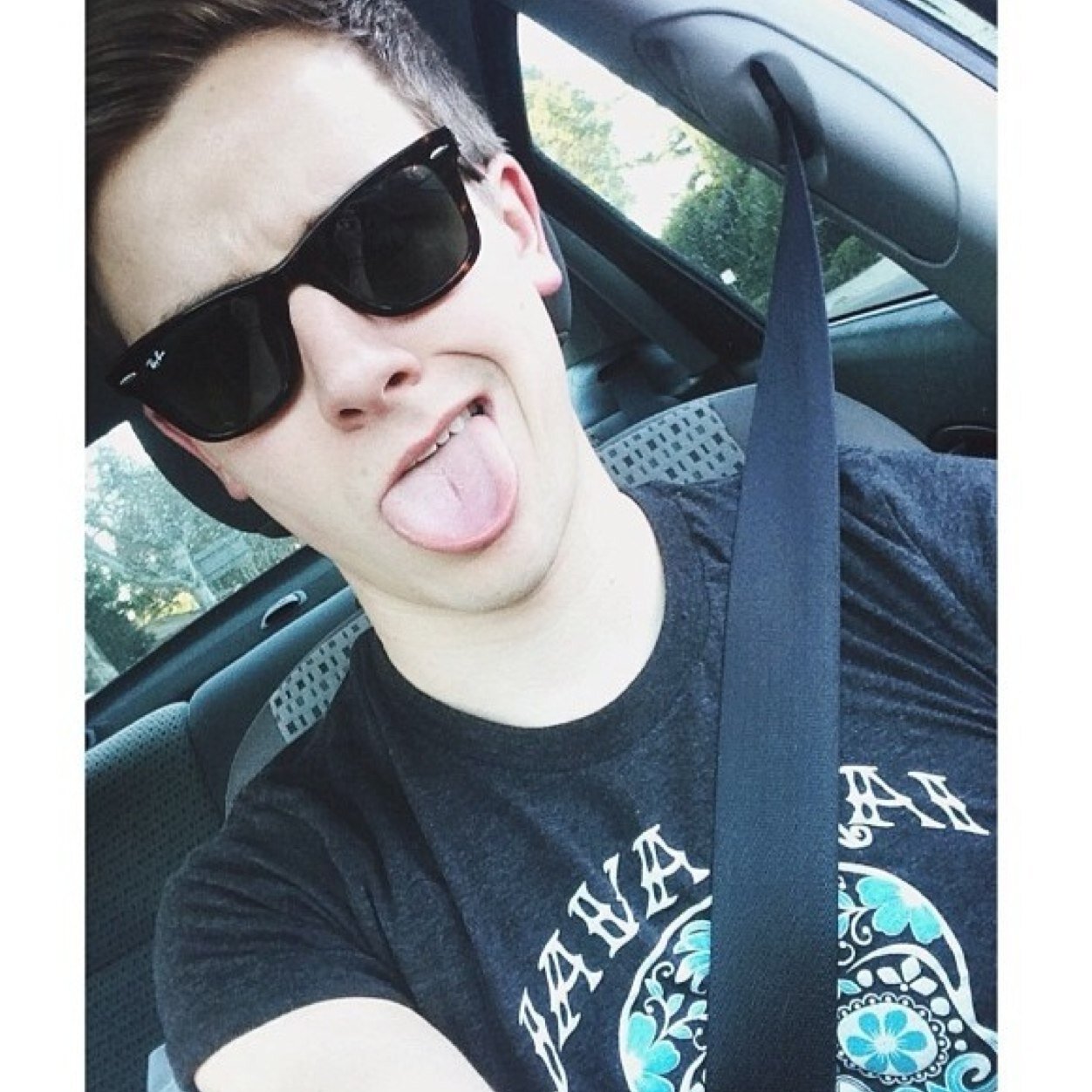 Our2ndlife ✌❤ 
            Just a typical fan account ☁
