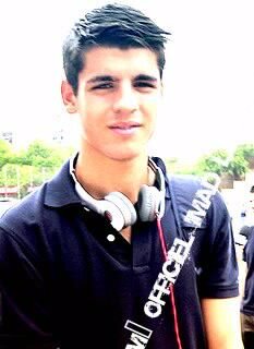 yogi_marc22's profile picture. be teacher of the world