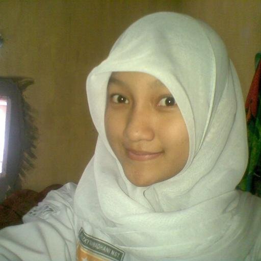 23 Desember 2000 || Capricorn || Smp N 27 Medan || Grade VIII ~