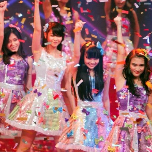 2cindy JKT48 river @achanJKT48 winninng 3 ticket for DNT @officialJKT48 2shoot with nabilah cooming soon 2shoot with achan coming soon i want to be kinal