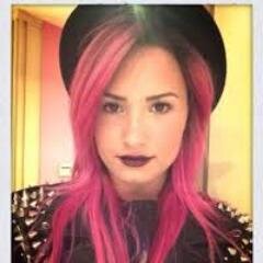 UM DOS FÃ CLUBES DE @ddlovato NO BRASIL!!!!!!!!!!!!!!!