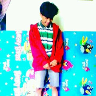 Kumis itu tidak tampan tapi menawan:D\m/!