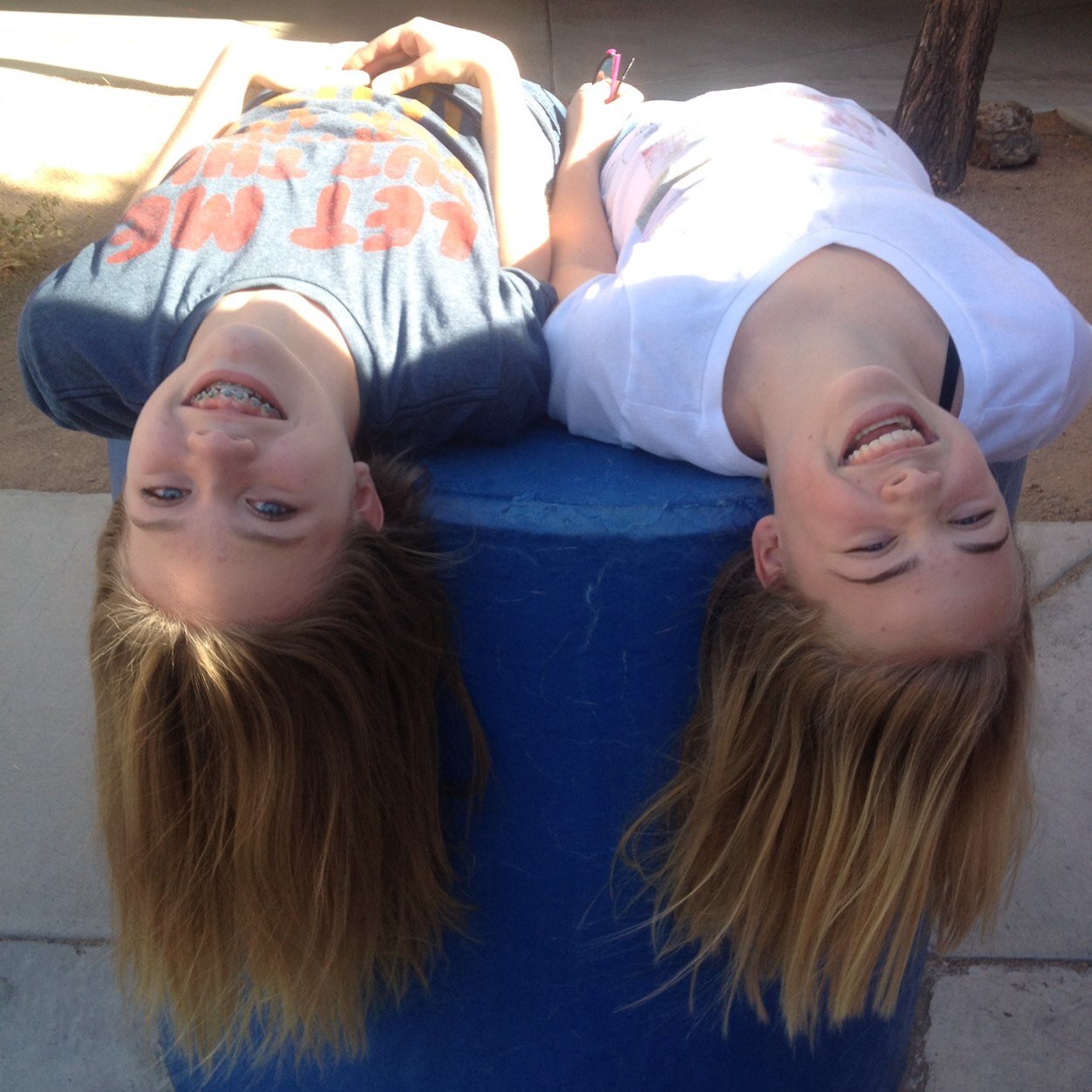 hulia_ward's profile picture. i have no friends