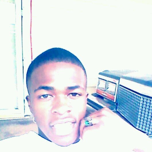 God 1st†|  Repping My Hood Hollywood .  . Coo & Laid Back . A Real Nigga . & always on that JETLIFE SHIT & keep 3hunna . FMOI : hollywood