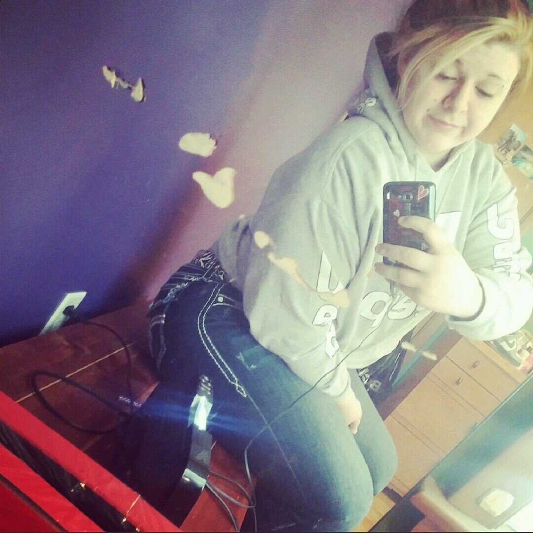 Do Me A Favor Hit The Follow Button & I Will Follow Back.! 3 $$$$ #FollowMee #TeamFollowBack