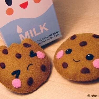 twobadcookies's profile picture. I like to nom cookies.