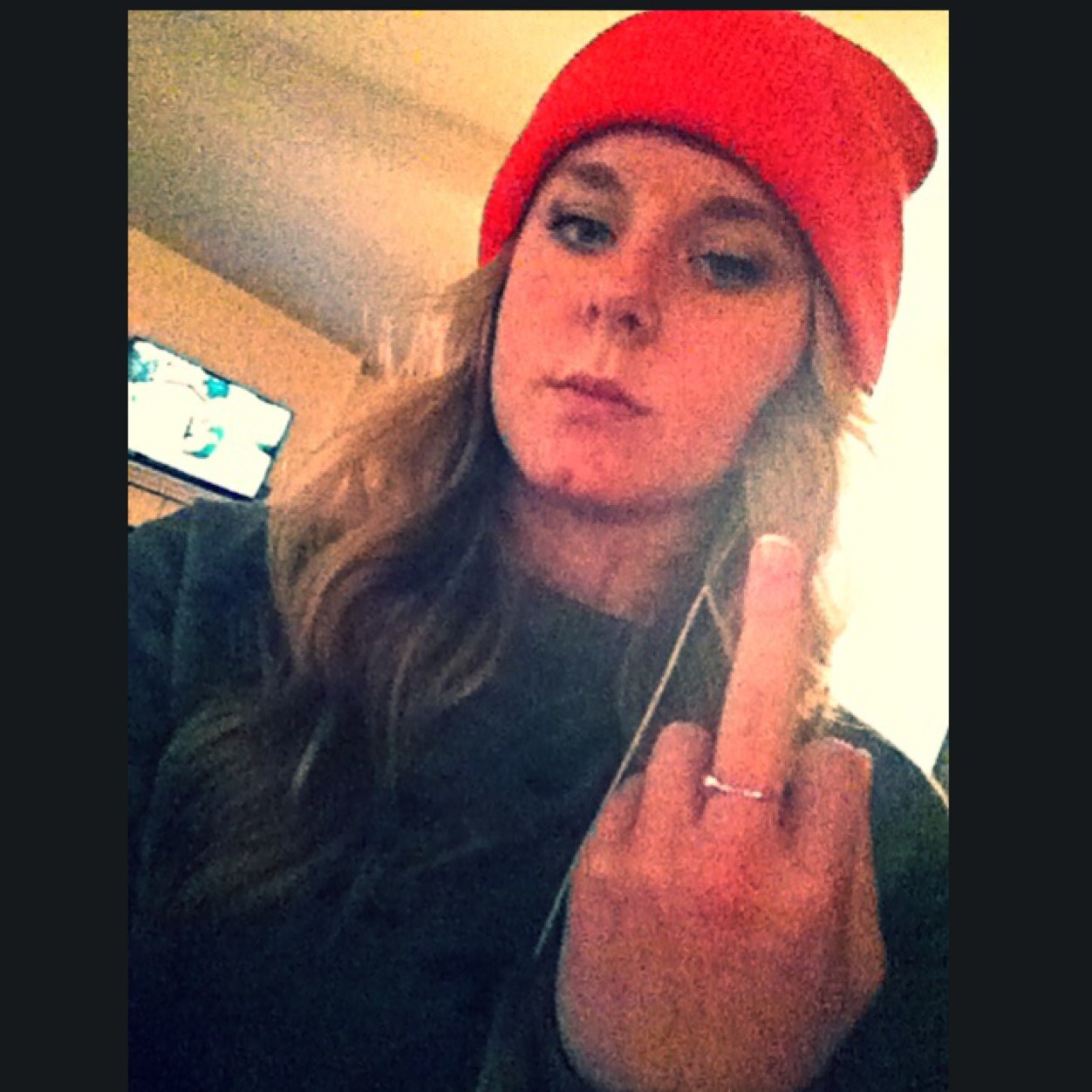 My best friend is @Ehhhmuhhh shes gorgous! We are best of friends! I love music any kind but..go country! Do not fuck with me i will fight back, just warnin.