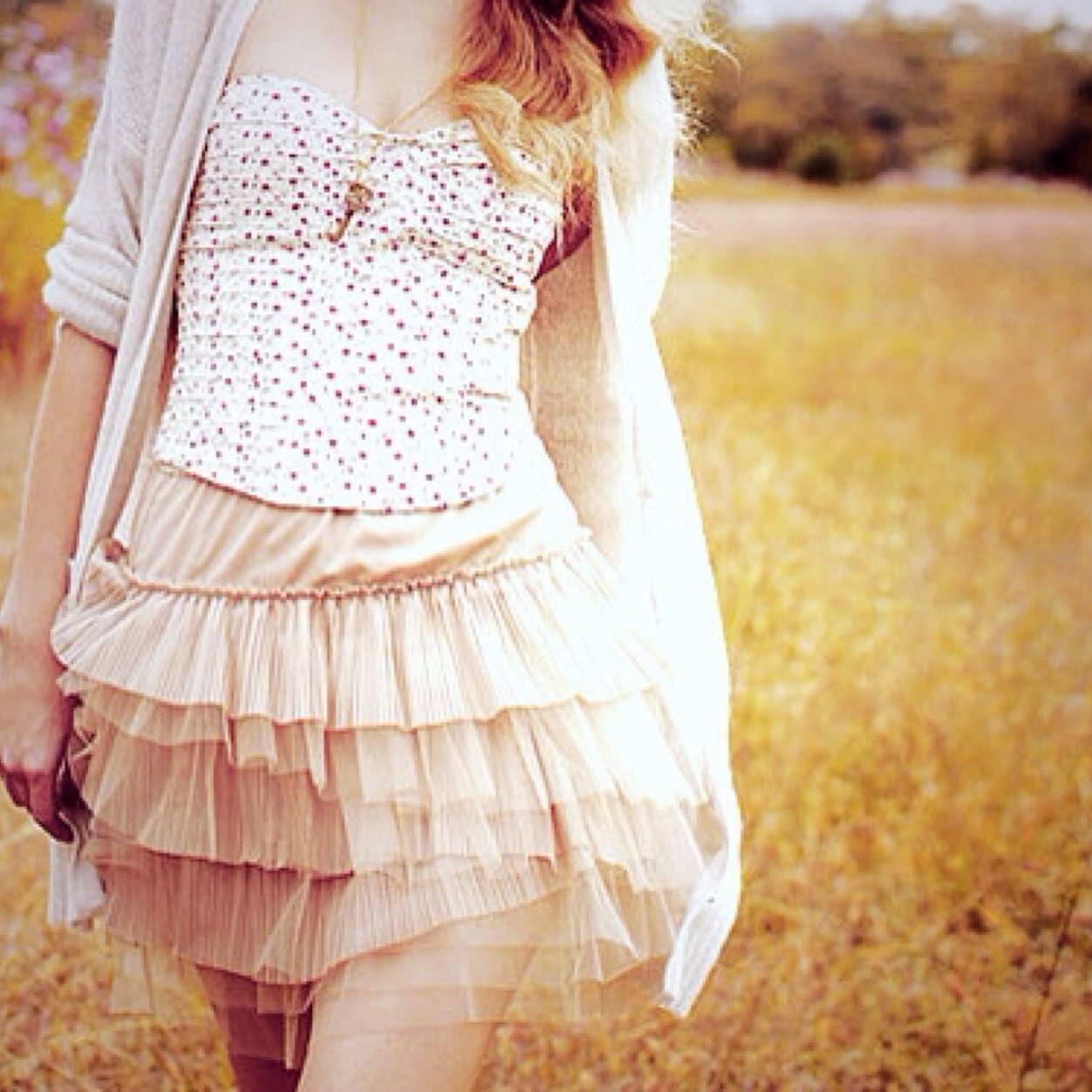 17 | Baby anon | Growing in faith | Chicago |in love with: fashion, makeup, flowers, & cats.