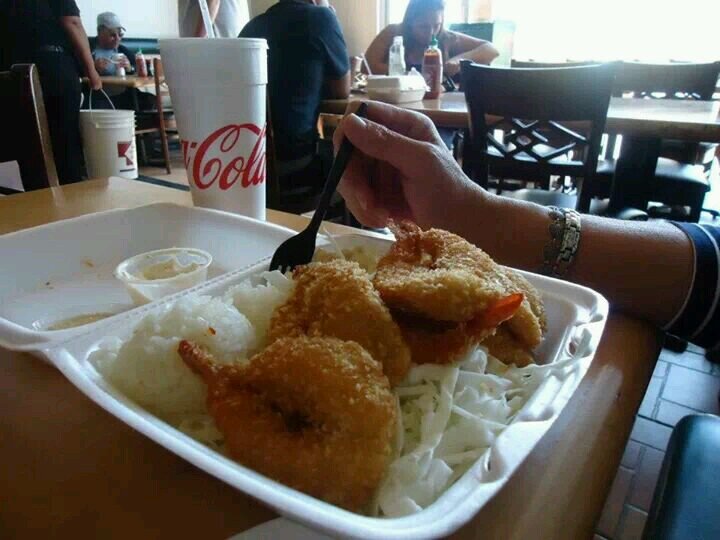 DeboraWenny's profile picture. 