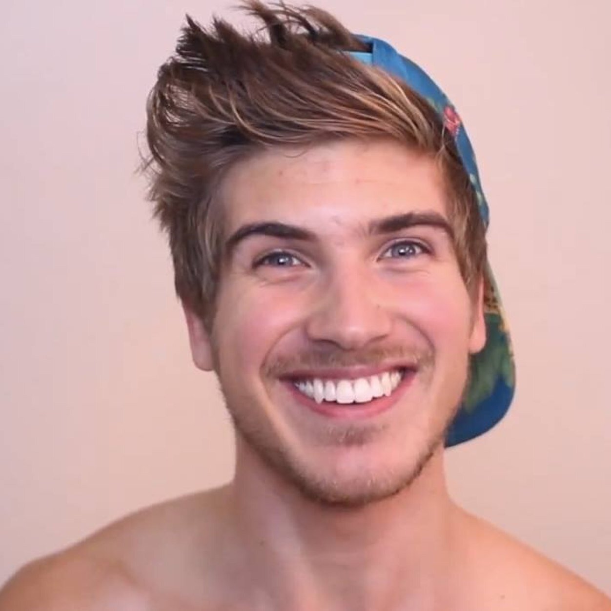 my life goal is to get a hug from joey graceffa.