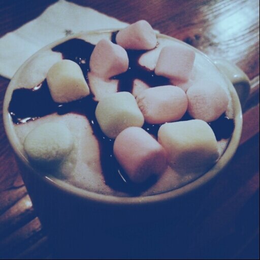 어제도..오늘도..내일도 보고싶은 너:)
팥빙수♥공연..그리고 넥센♥