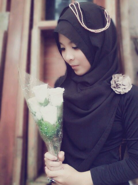 Young Midwife ☺ | Instagram : Shantipermata
